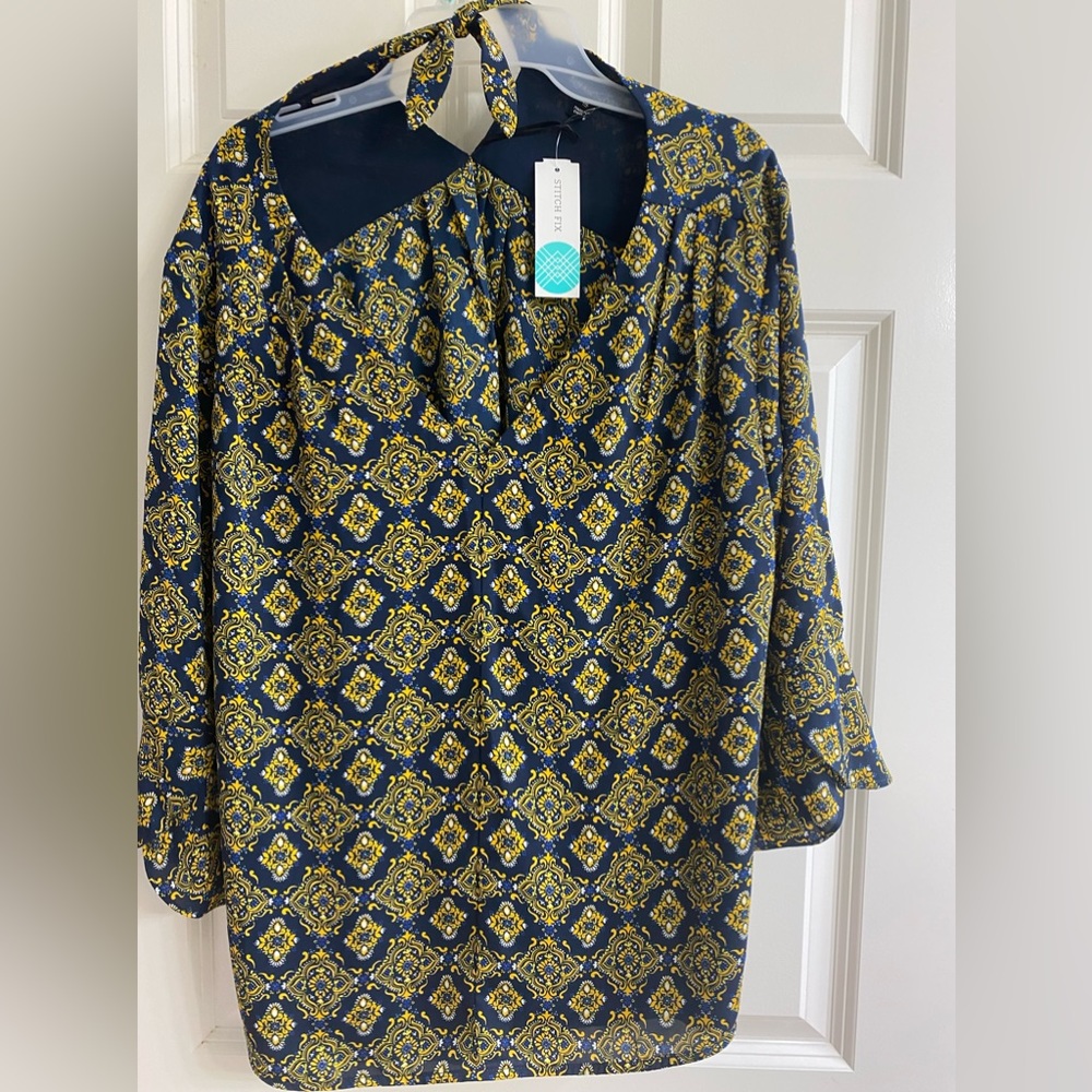 Women’s Blouse